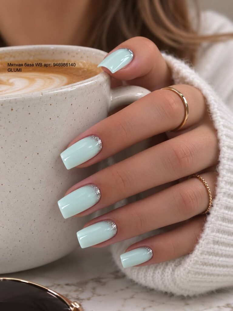 Mint Green Glitter Ombre Nails: Tips for a Refreshing, Polished Look