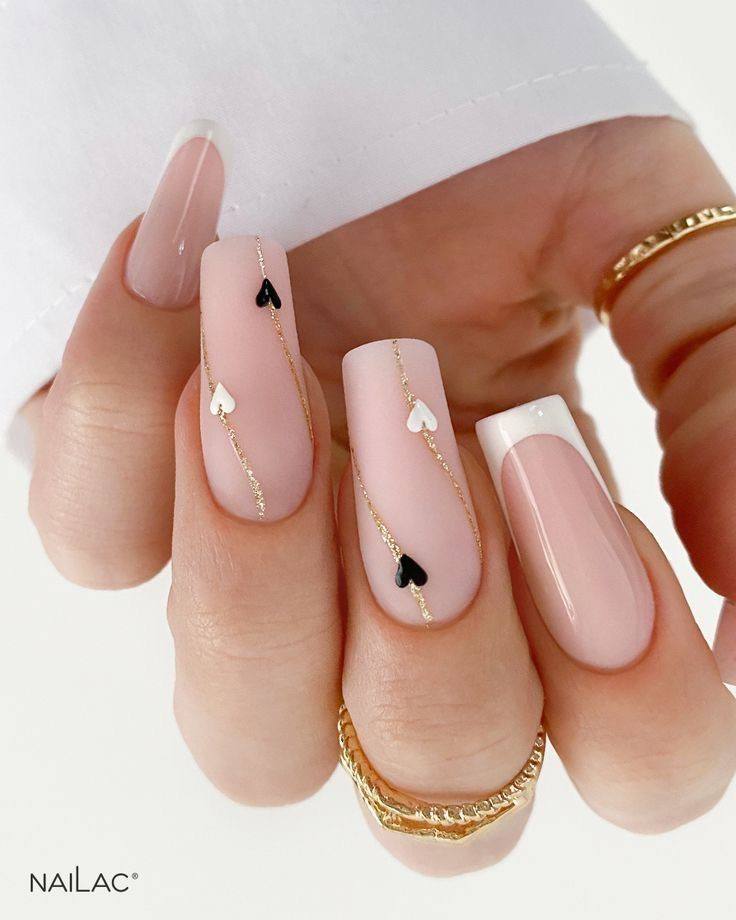 Minimalist Gold Chain Nail Art: The Ultimate Guide to a Sophisticated Manicure