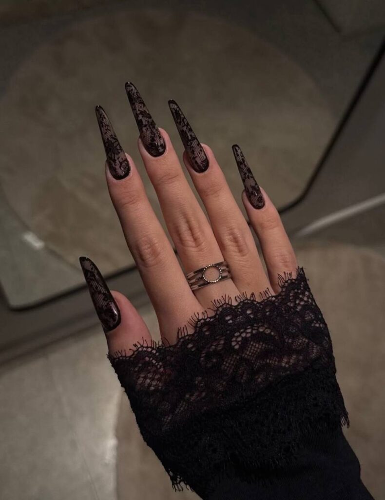 Black Lace Nail Design: How to Master the Dark Romantic Look