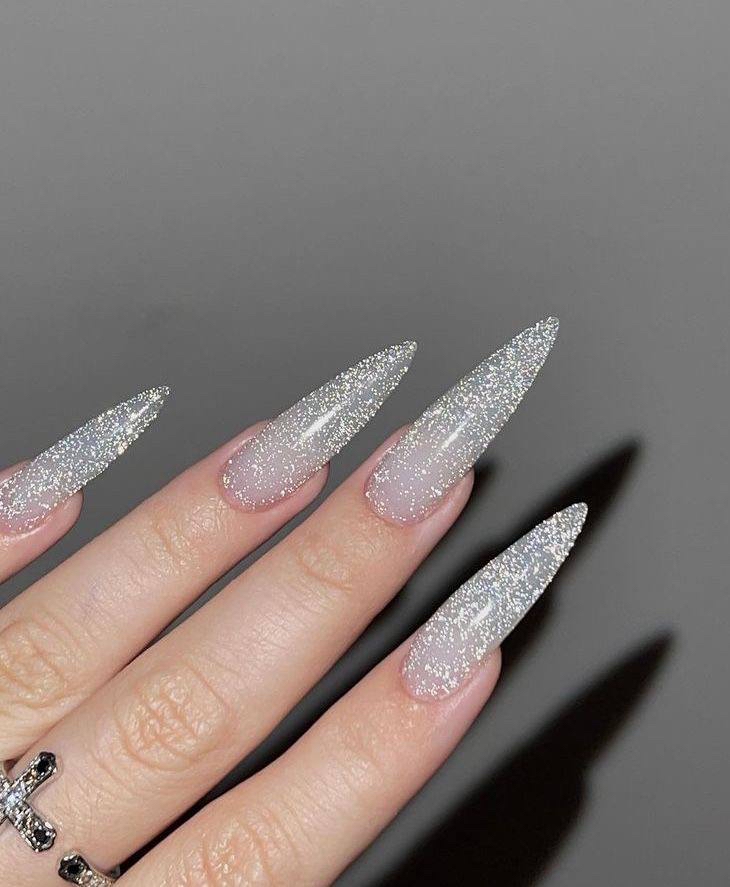 Frosted Jelly Nails: How to Get the Dreamiest Spring Manicure
