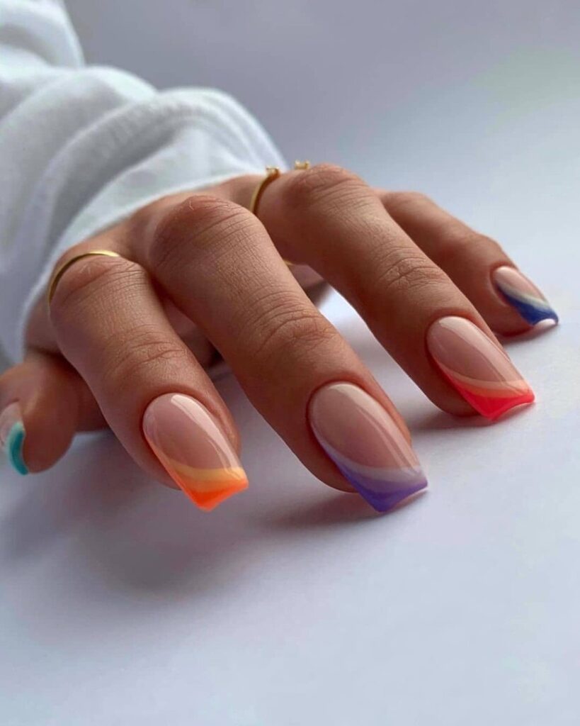 Jelly Swirl Nails: The Luminous Summer Manicure Trend