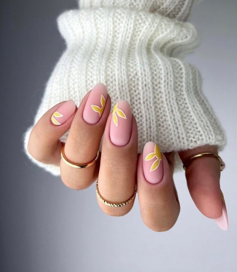 Soft Petal Matte Nails: The Gentlest Spring Manicure Trend & How to Get It