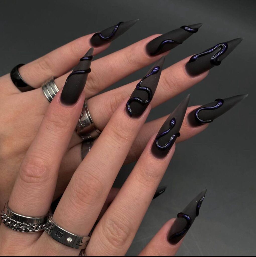 Liquid Metal Swirl Nails: The Edgiest Fall Manicure Trend