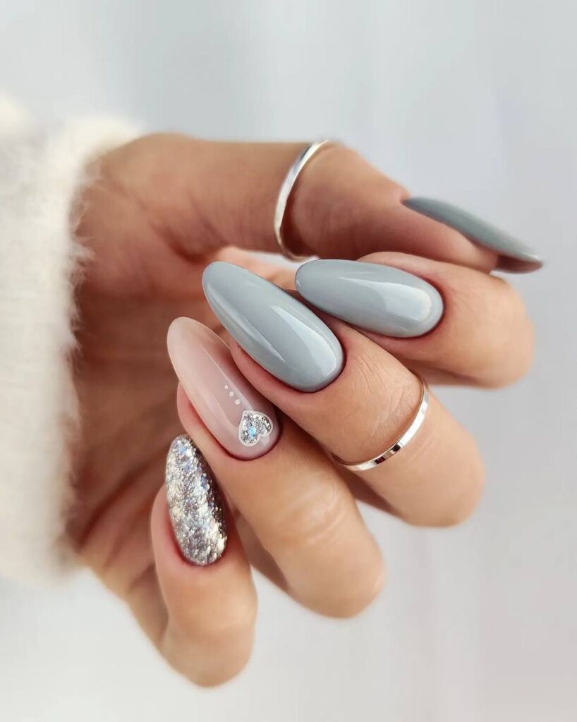 Milky Slate Nails: The Calmest Minimalist Winter Manicure Trend