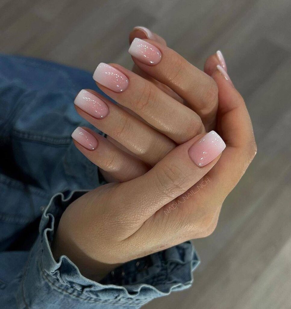Aura Gradient Nails: How to Get the Dreamiest Spring Manicure Trend