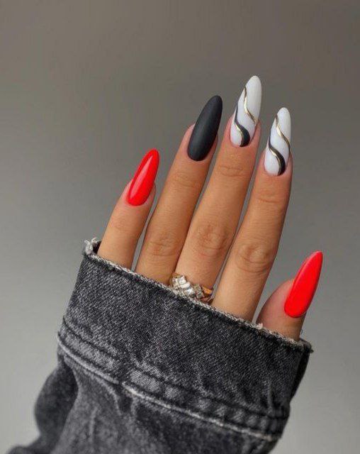 Gilded Ribbon Nails: The Moodiest Nail Trend for Autumn