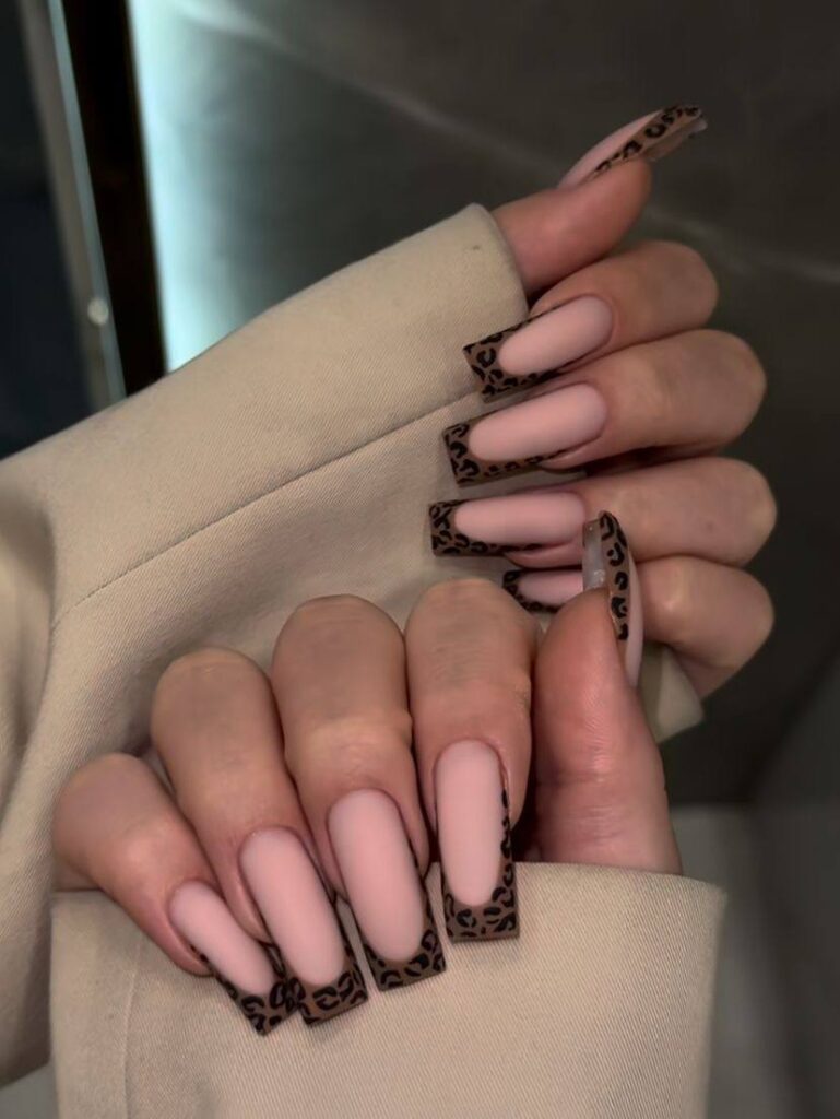 Leopard French Nails: The Chicest Autumn Manicure Trend