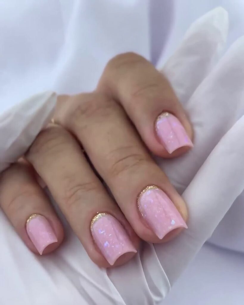 Iridescent Jelly Nails: How to Get the Dreamiest Spring Manicure