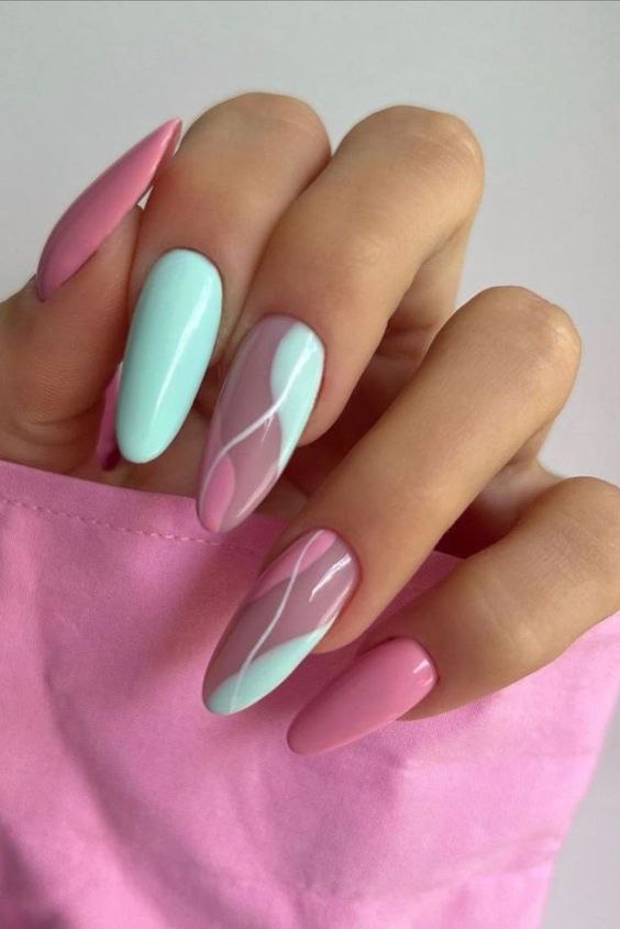 Gelato Swirl Nails Are the Sweetest Spring Manicure Trend