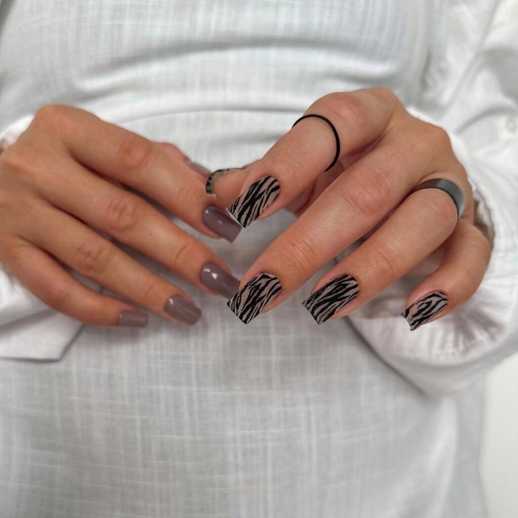 Zebra Print Nails: The Edgiest Autumn Manicure Trend