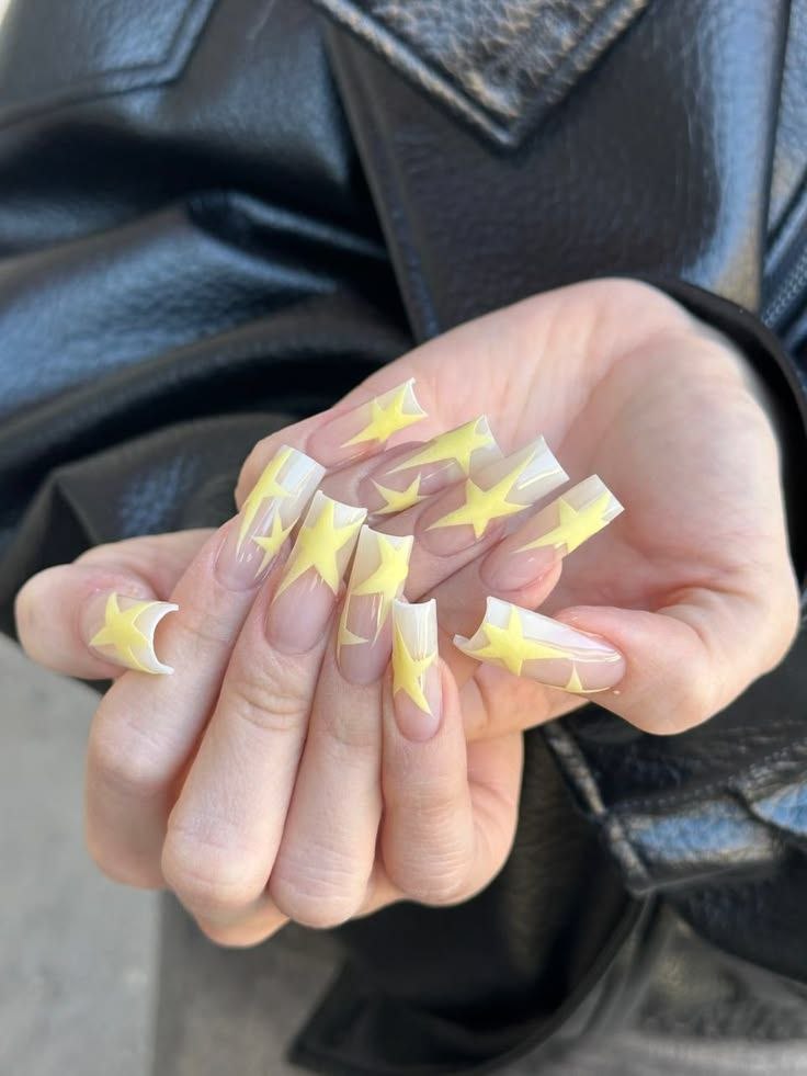 Butter Yellow Nails: The Softest Spring Manicure Trend