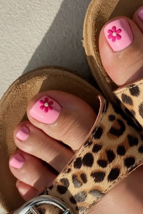 3D Flower Accent Nails: The Top Trend for a Bright Spring Manicure