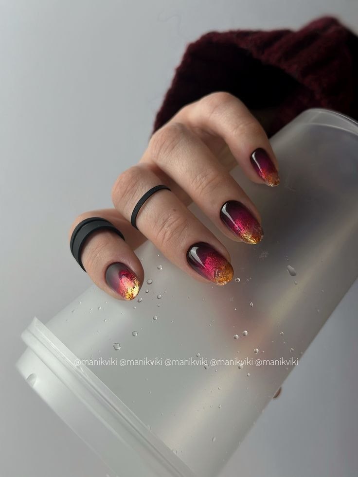 Sunset Aura Nails: The Must-Try Moody Autumn Manicure Trend