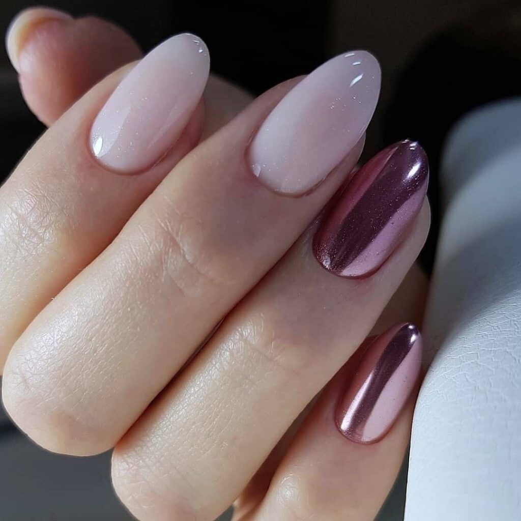 Velvet Nails: How to Achieve the Luminous Spring Manicure Trend