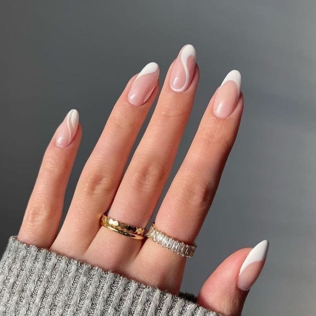 Velvet Nails Trend: The Coziest Winter Manicure Guide